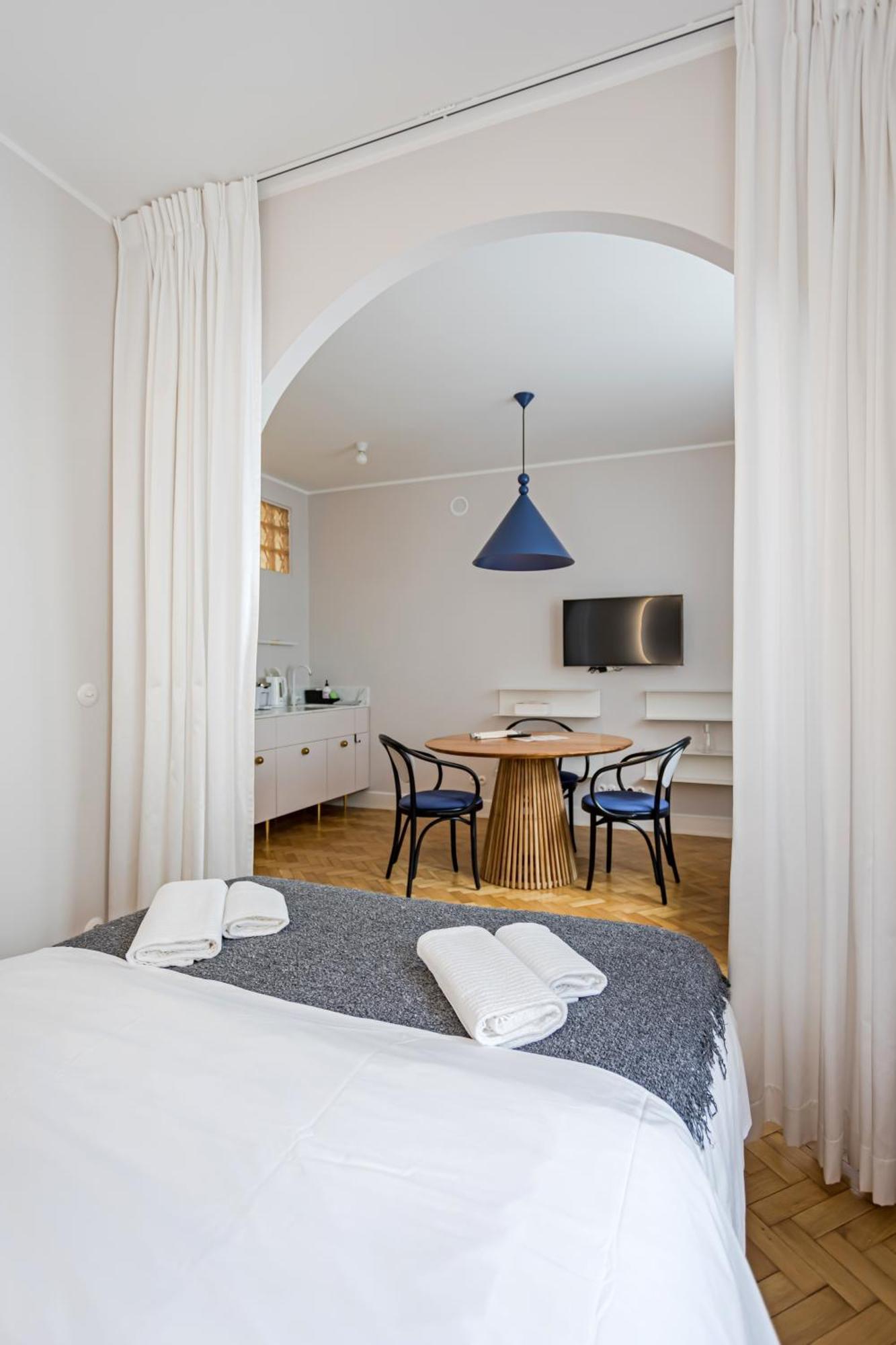 Poznanska Point Apartman Varsó Kültér fotó